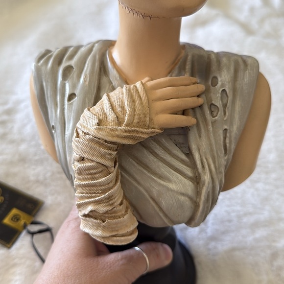 bride of frankenstein statue HTF NWT - Picture 5 of 11